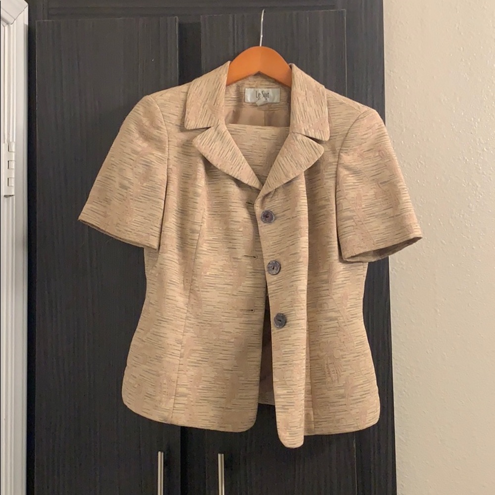 Suit skirt set